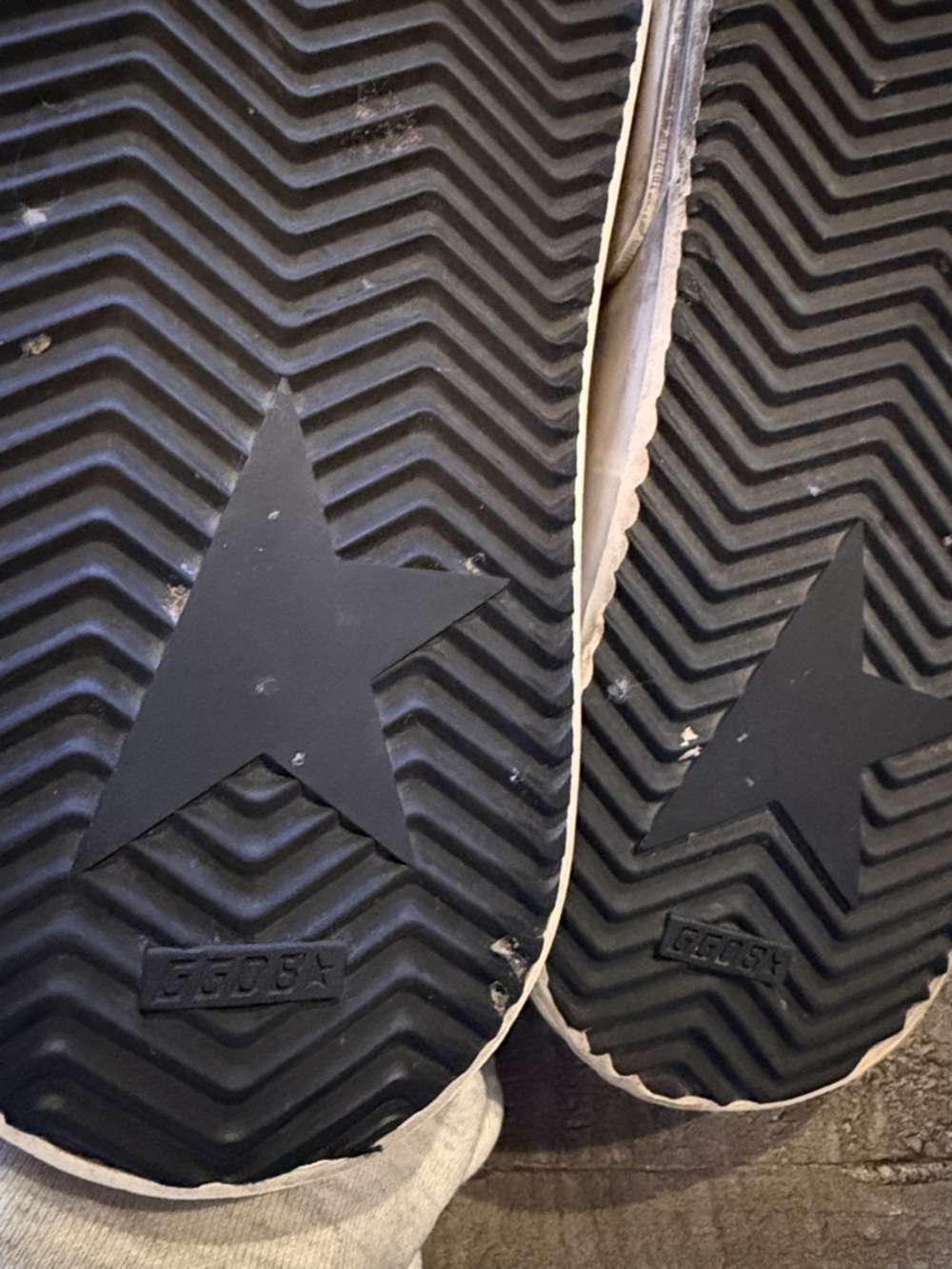 Golden Goose slides 41 - Picture 9 of 13